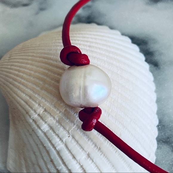 Protection red bracelet - Picture 3 of 5